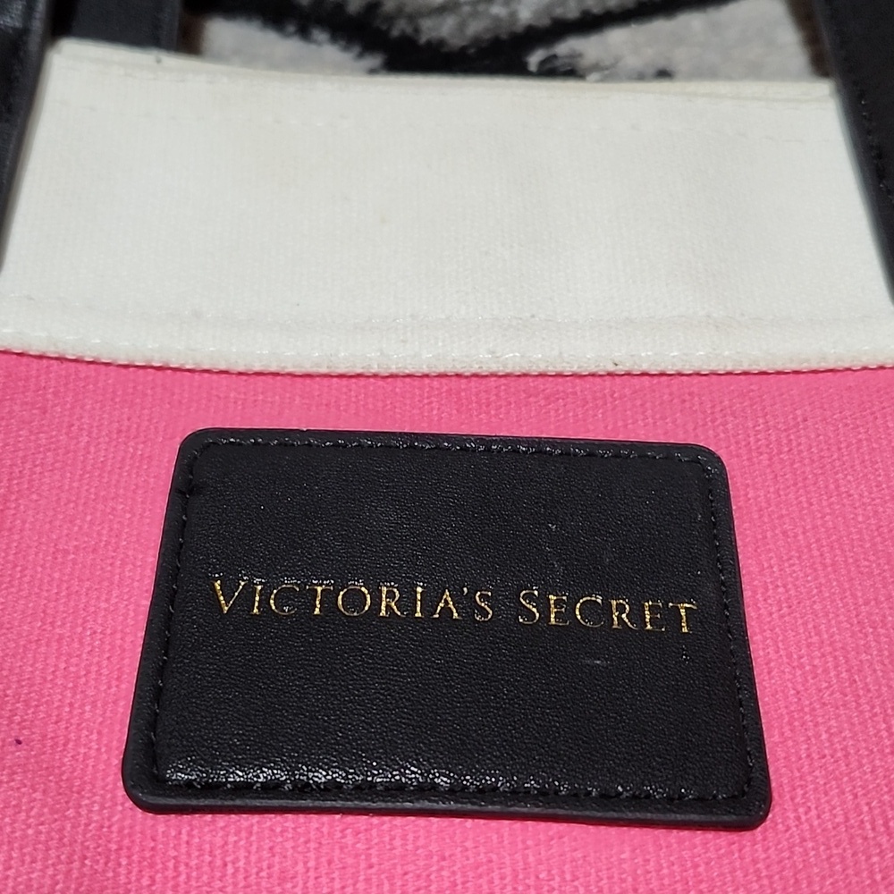 VICTORIA SECRET 2014 LARGE PINK CANVAS FAUX-LEATHER STRAPS COATED TOTE-BAG - Picture 2 of 12